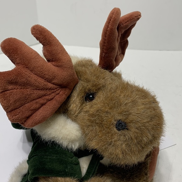 Monte Mooselton plush - Picture 14 of 16